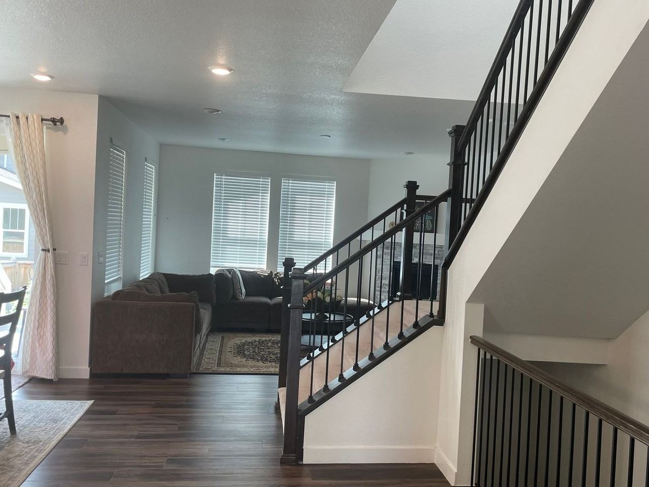 656 Netta Dr - Photo 6 of 47