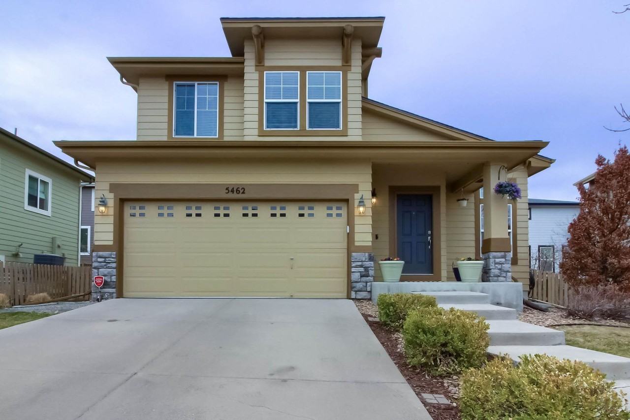5462 Brooklawn Ln - Photo 4 of 50