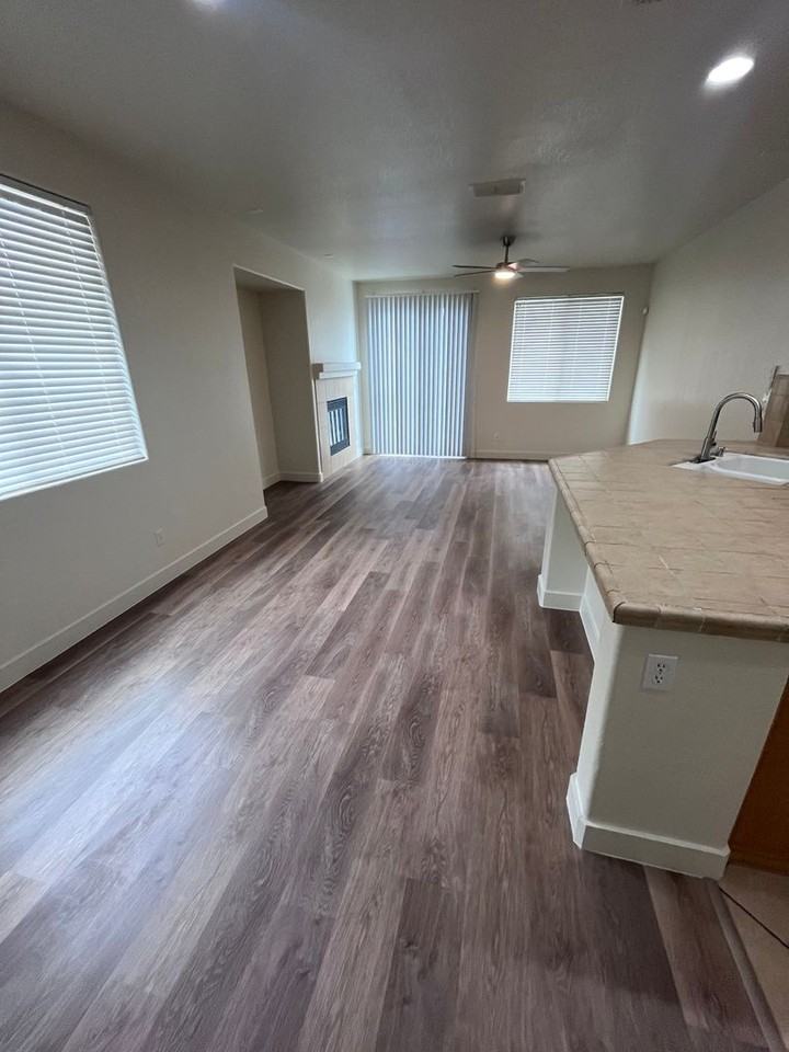 7312 Elverta Rail Way - Photo 4 of 17