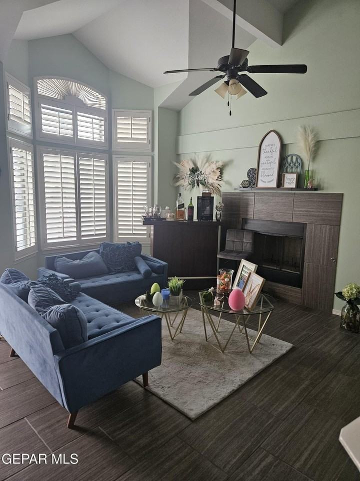 12661 Paseo Rosannie Ave - Photo 3 of 20