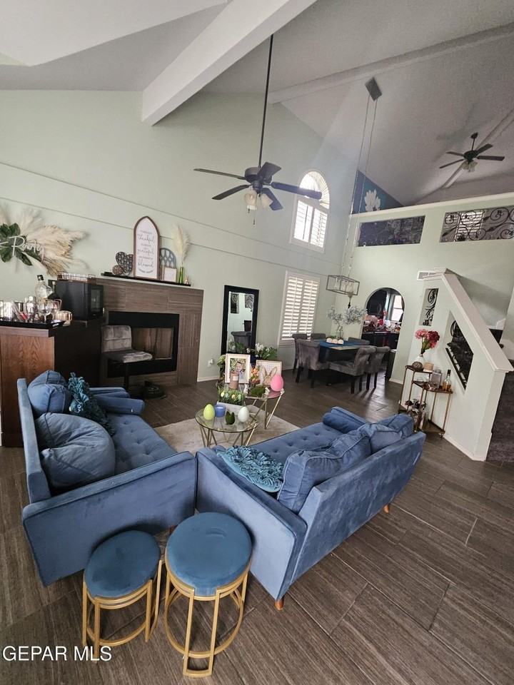 12661 Paseo Rosannie Ave - Photo 5 of 20