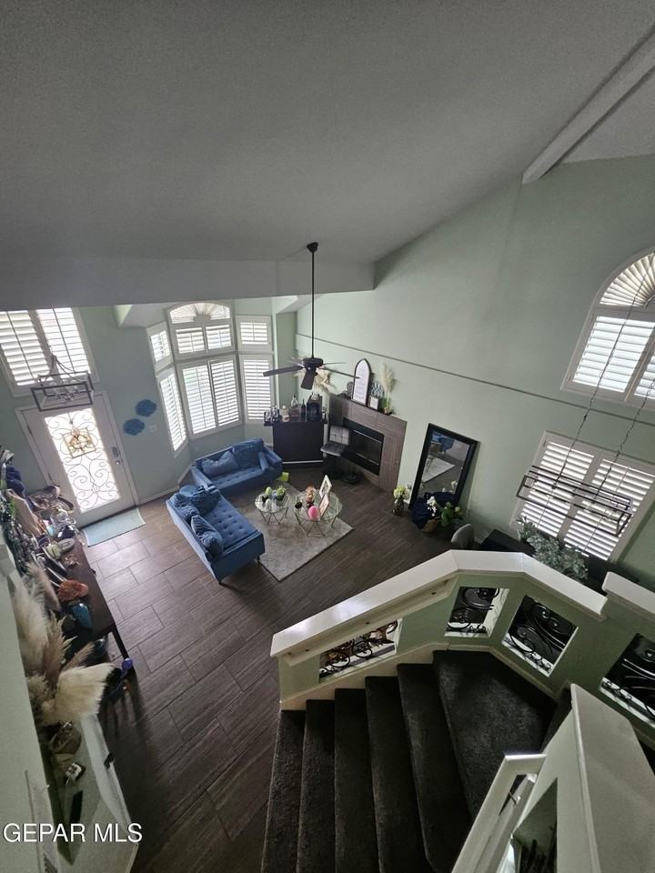 12661 Paseo Rosannie Ave - Photo 6 of 20