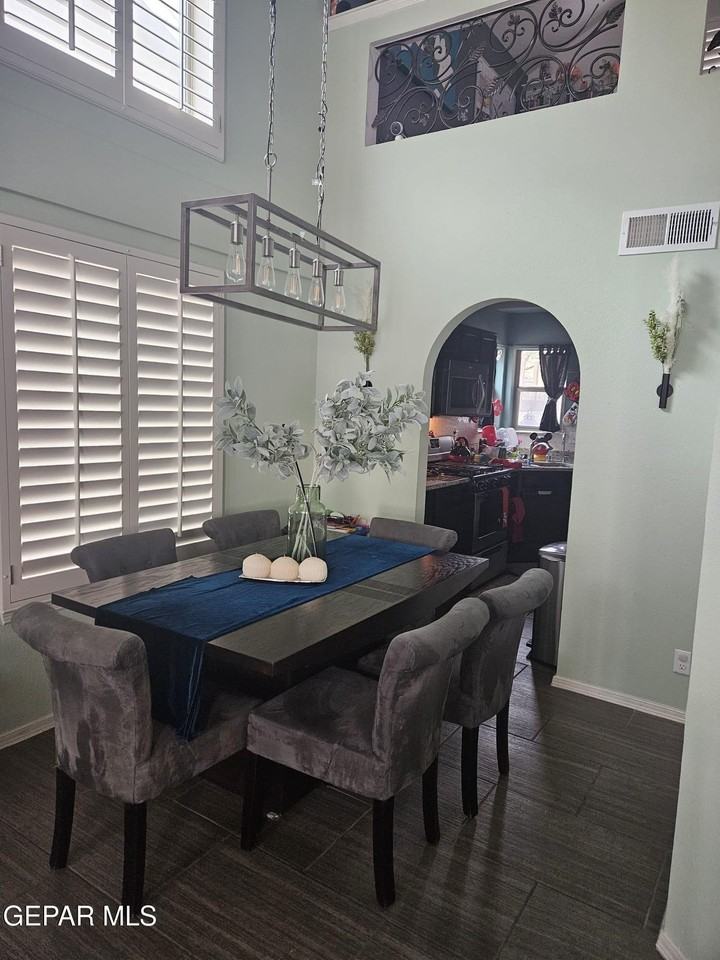 12661 Paseo Rosannie Ave - Photo 7 of 20