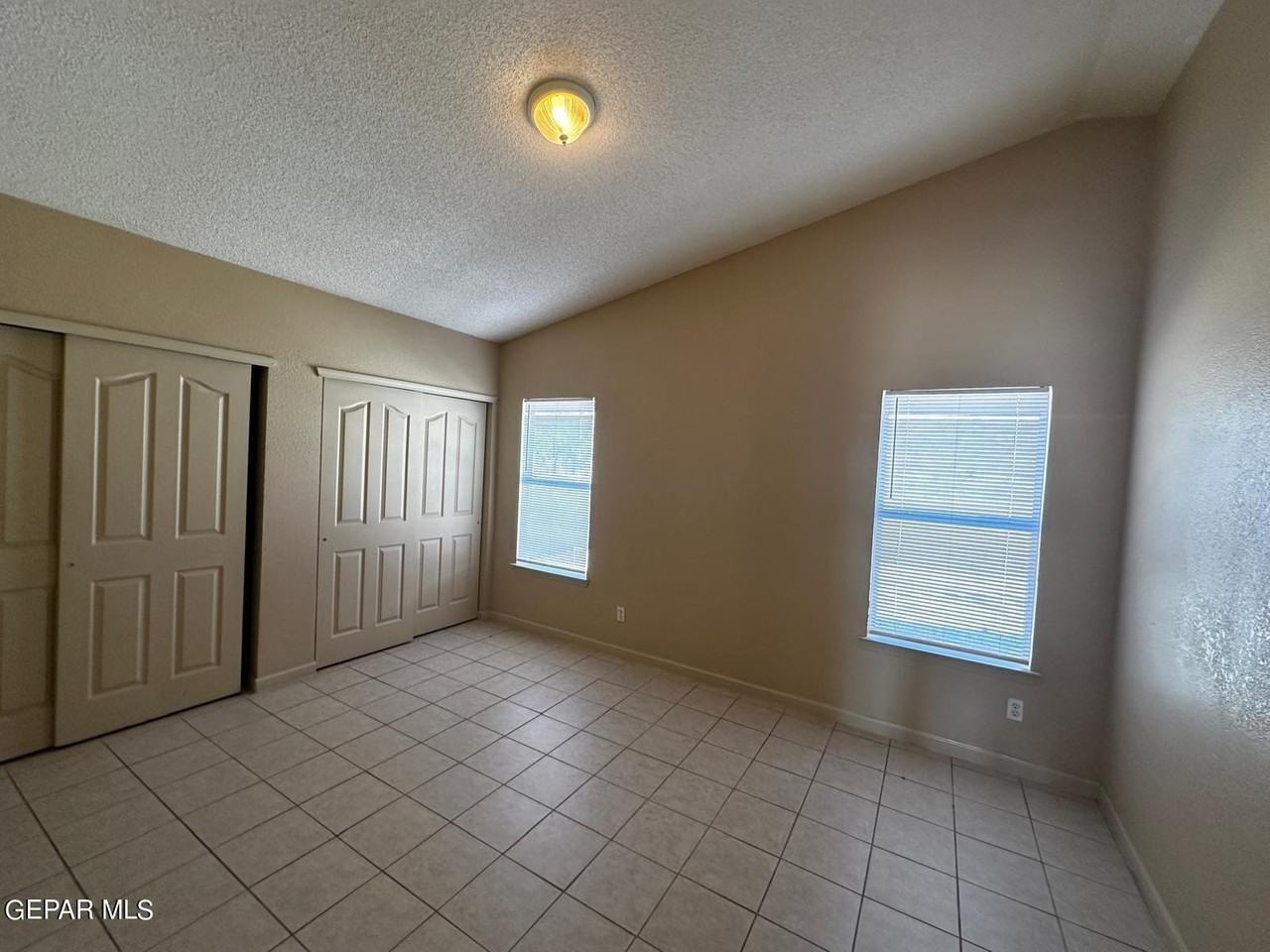 3683 Prairie Rose St - Photo 3 of 10