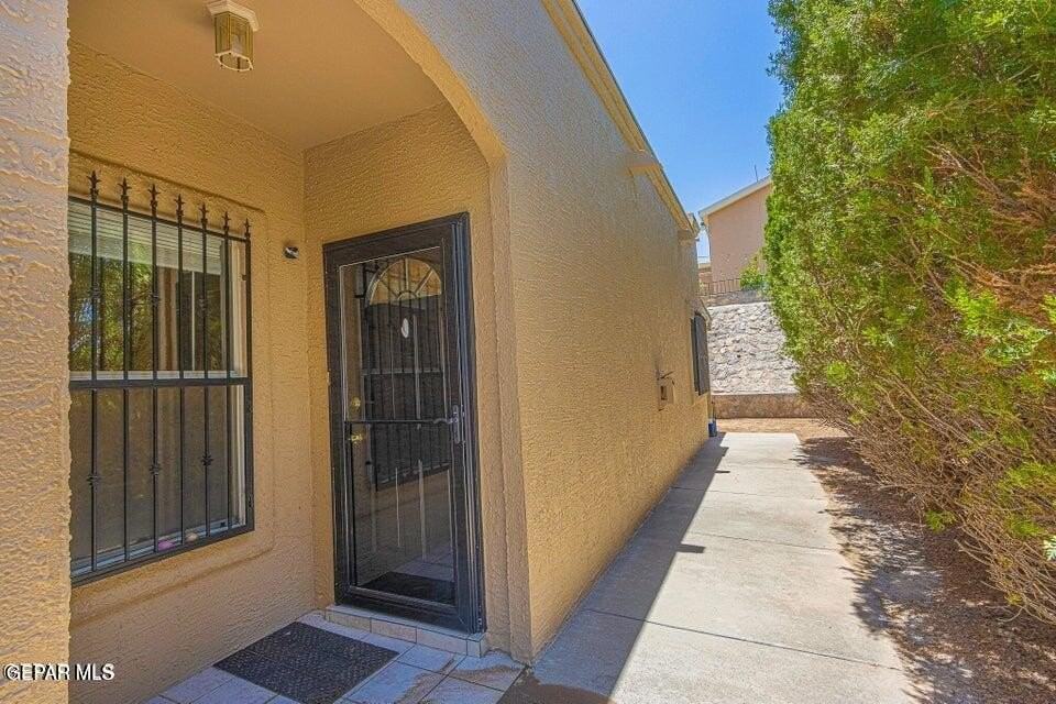 4600 Leeds Ave - Photo 4 of 22