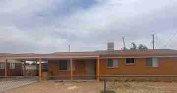 featured image of 10344 Redwood St