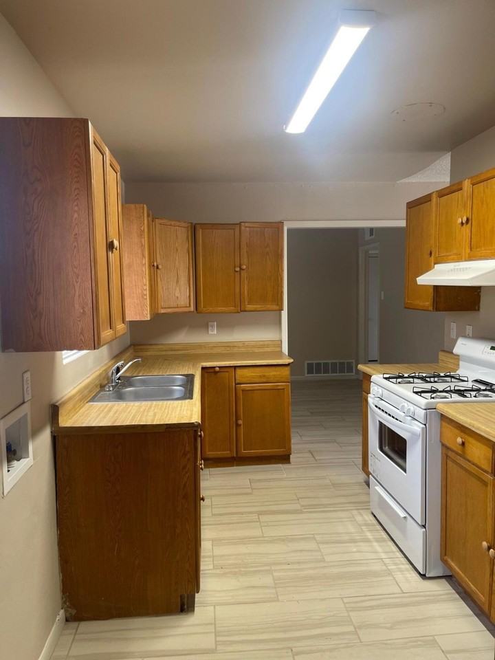 10344 Redwood St - Photo 6 of 22