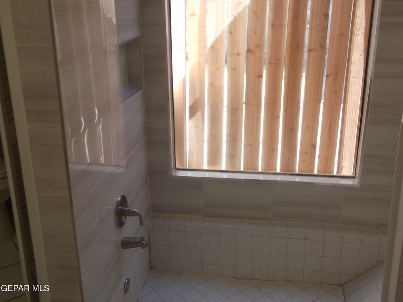 844 Tepic Dr - Photo 7 of 14
