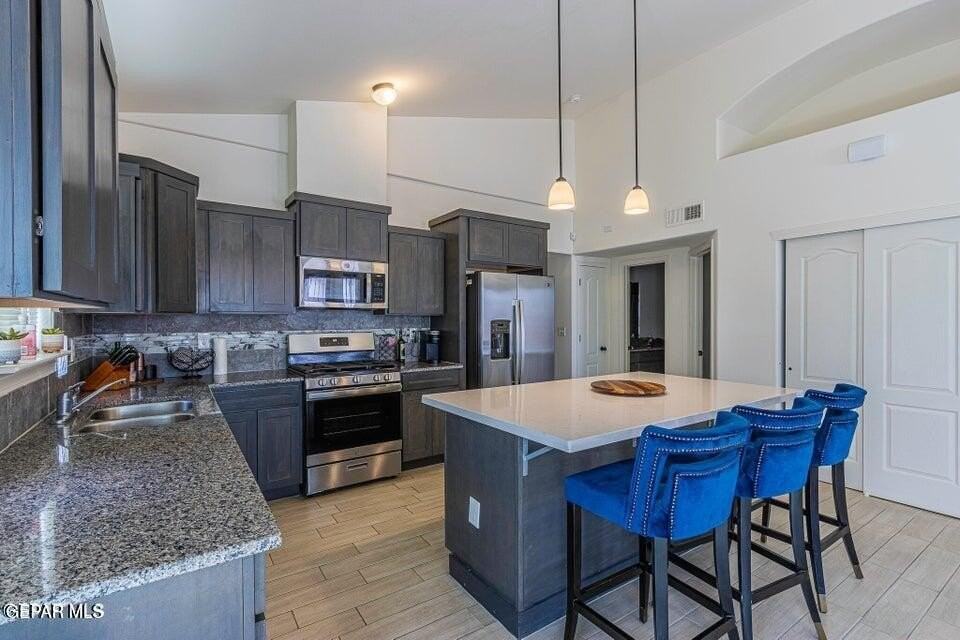 247 Herts Way - Photo 5 of 29
