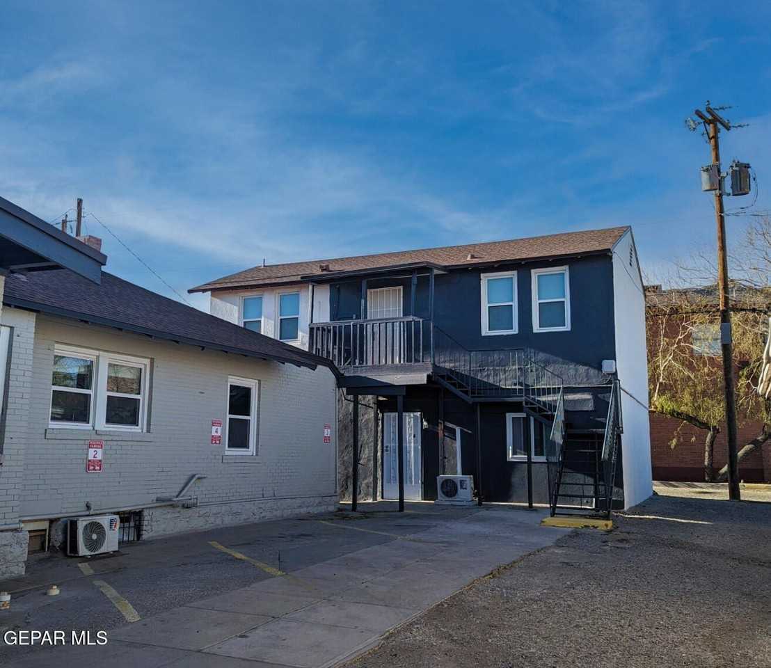 2315 Montana Ave #3 - Photo 2 of 22