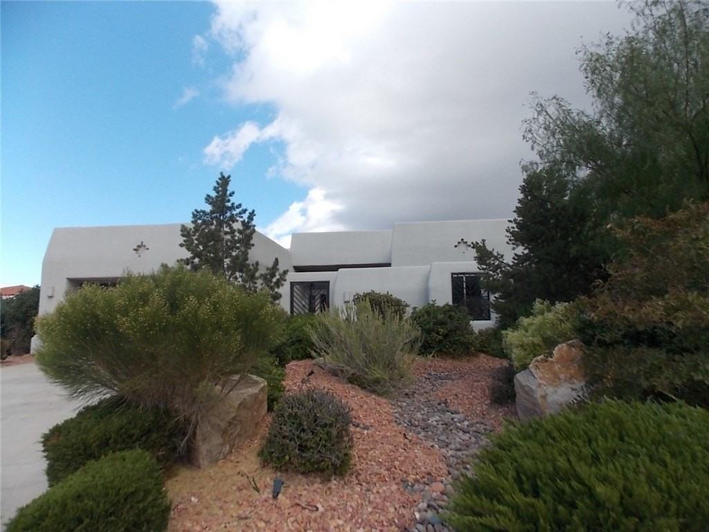 5601 Burning Tree Dr - Photo 2 of 39