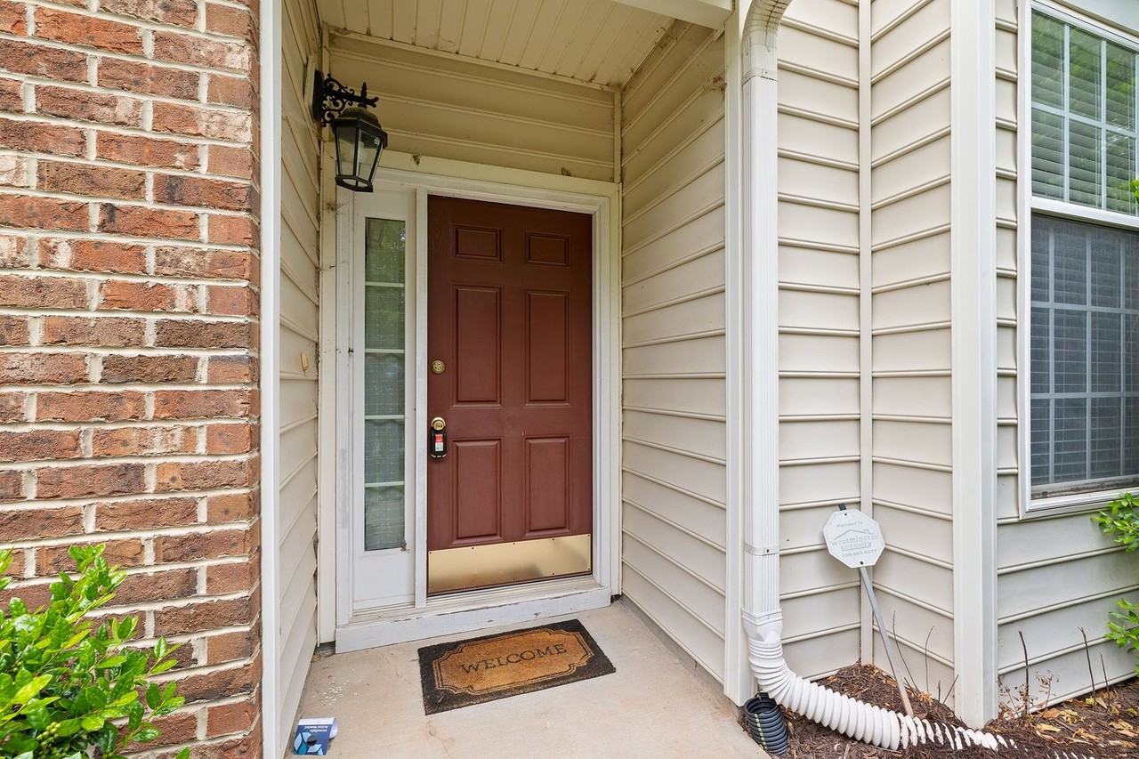 9409 Chasemill Ct - Photo 3 of 46