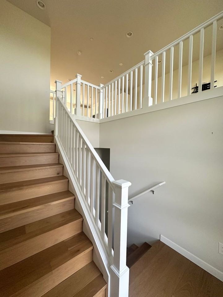 14568 35th Ave Ne - Photo 2 of 27