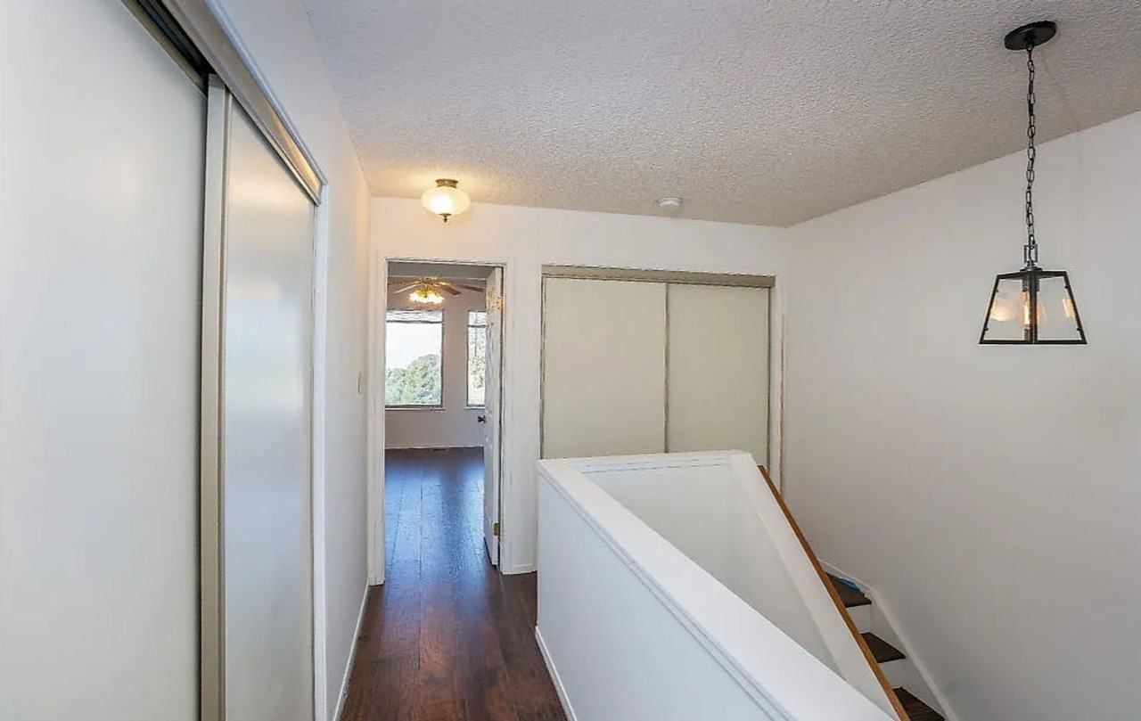 620 Primrose Ter - Photo 7 of 11