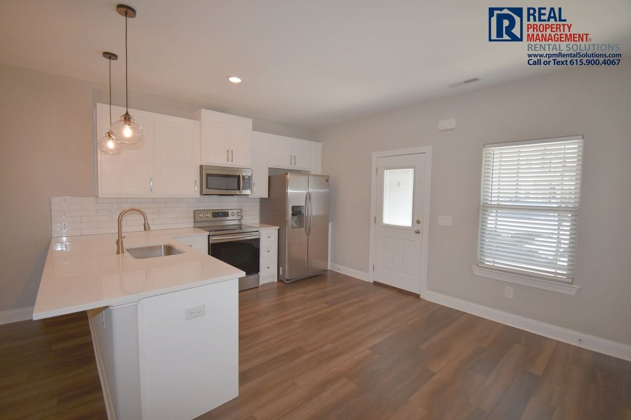 555 Gresham Ln #2B - Photo 6 of 21