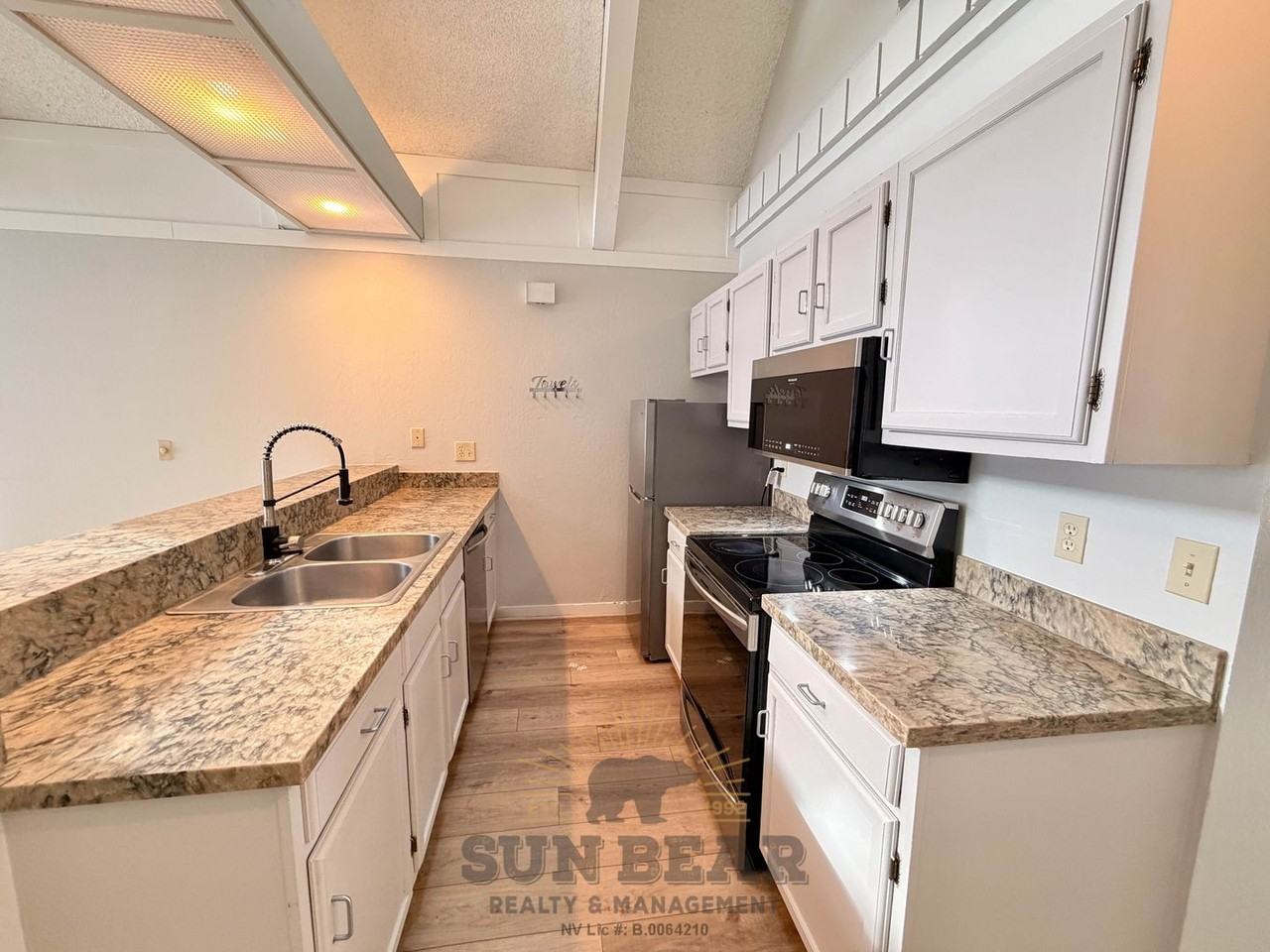 989 Tahoe Blvd Unit 71u - Photo 4 of 12