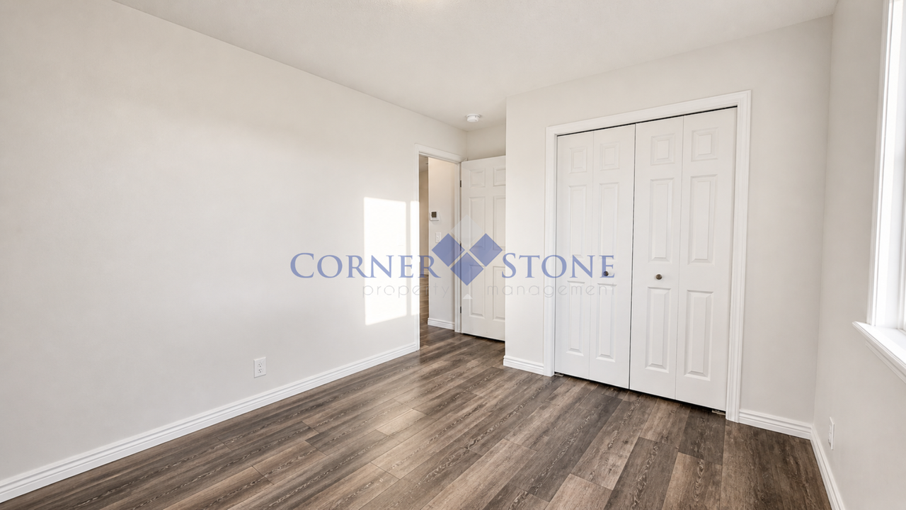 1628 S 26th St - Photo 5 of 11