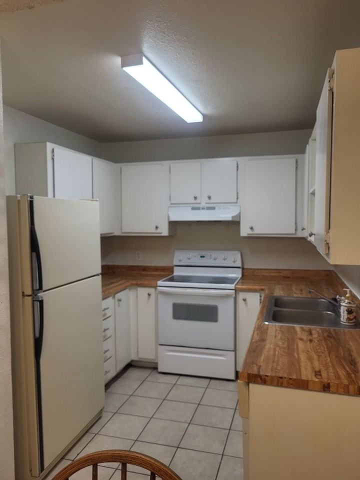 2100 Highview Ct #2 - Photo 4 of 17