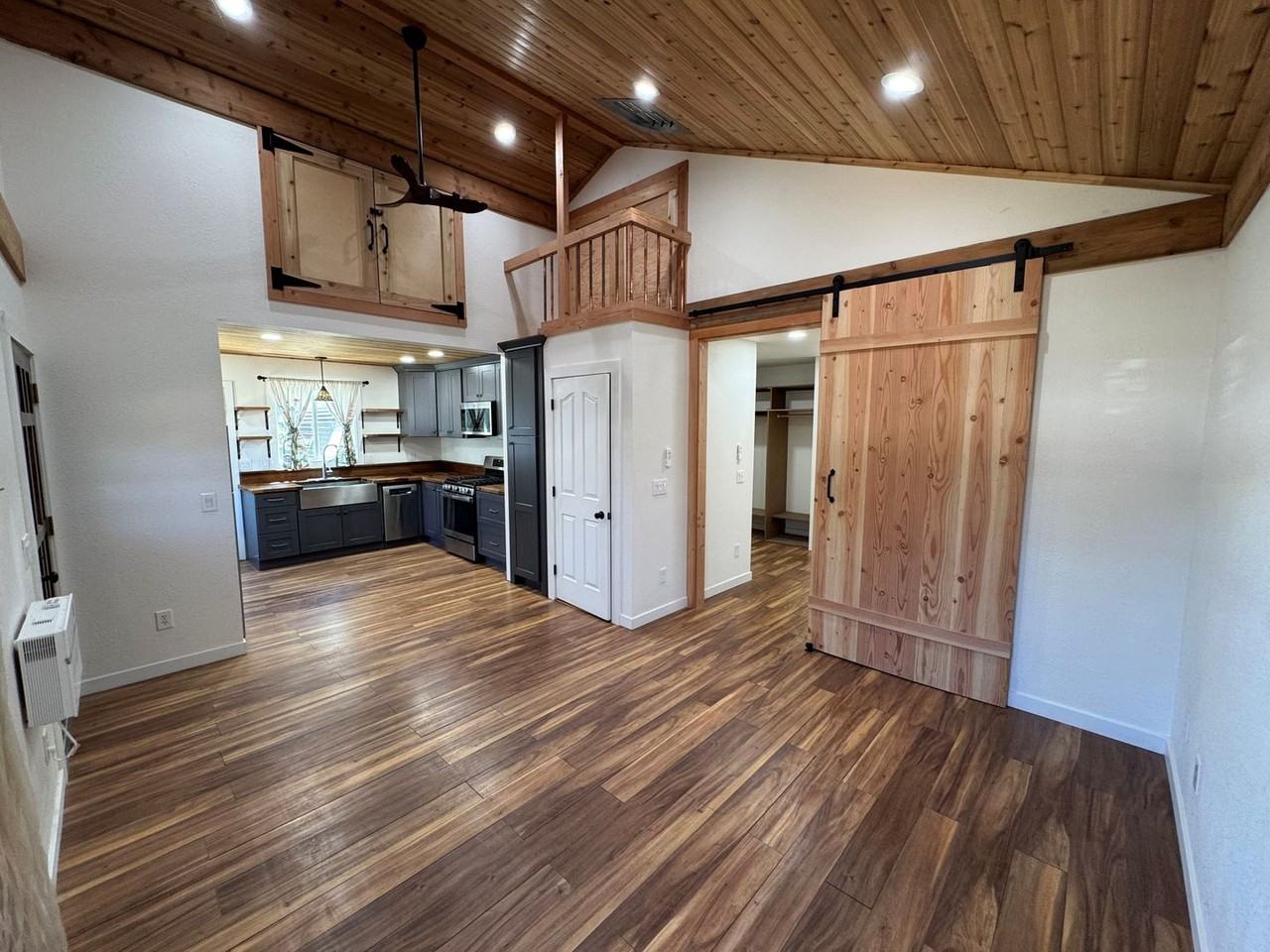37 Olive St - Photo 2 of 23