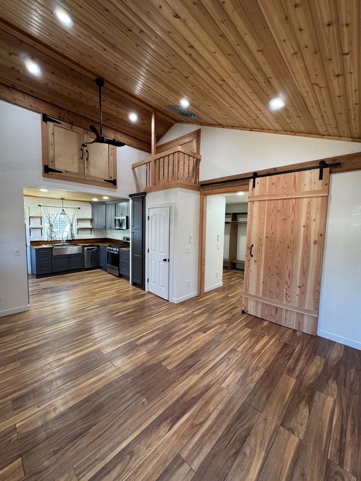 37 Olive St - Photo 4 of 23