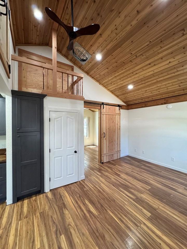 37 Olive St - Photo 6 of 23