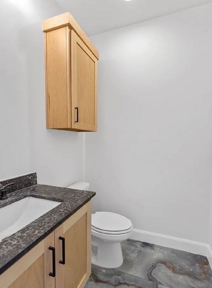 922 E 148th Pl S - Photo 6 of 19