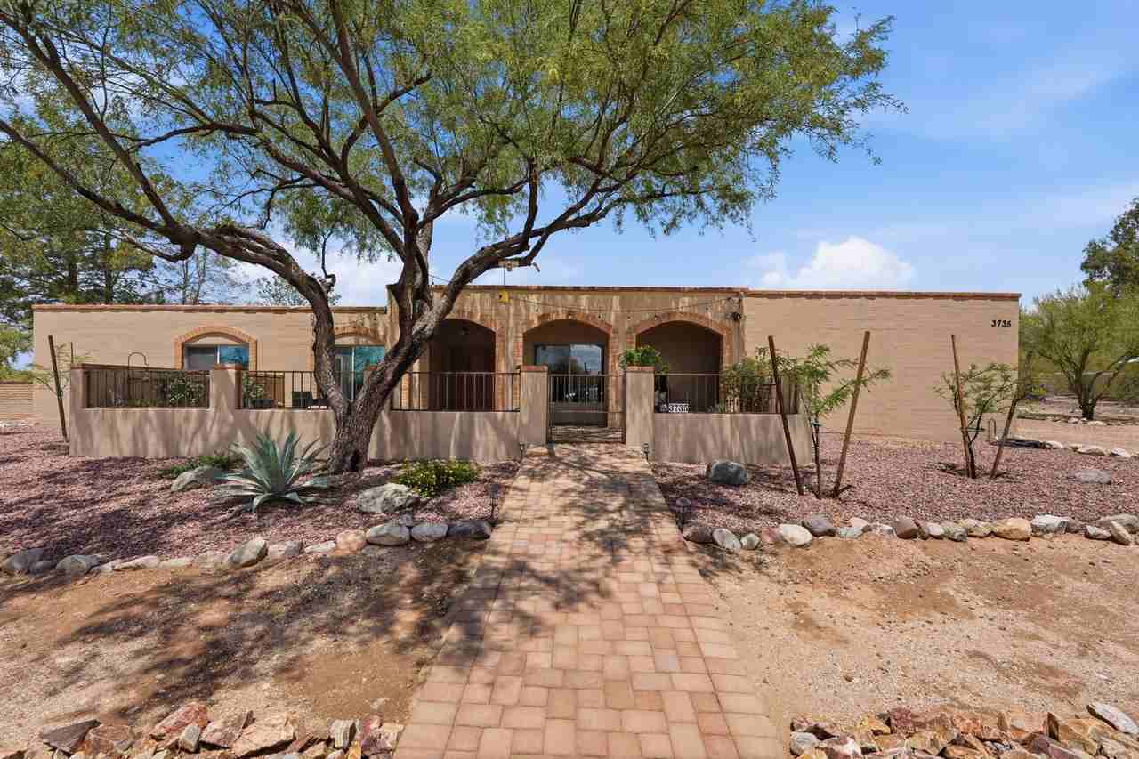 3735 N Gunnison Dr - Photo 3 of 50