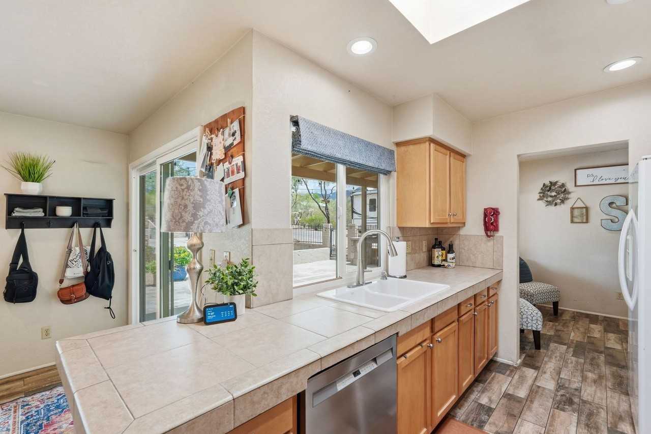 3735 N Gunnison Dr - Photo 6 of 50