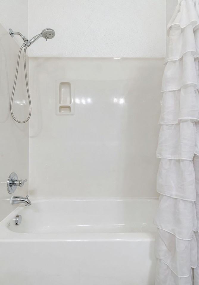 702 Wedgewood Park #405 - Photo 5 of 20
