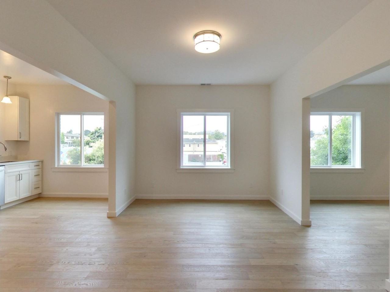 1140 Chula Vista Ave - Photo 3 of 14