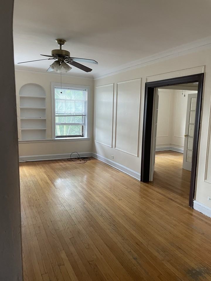 5847 N Kenmore - Photo 3 of 6