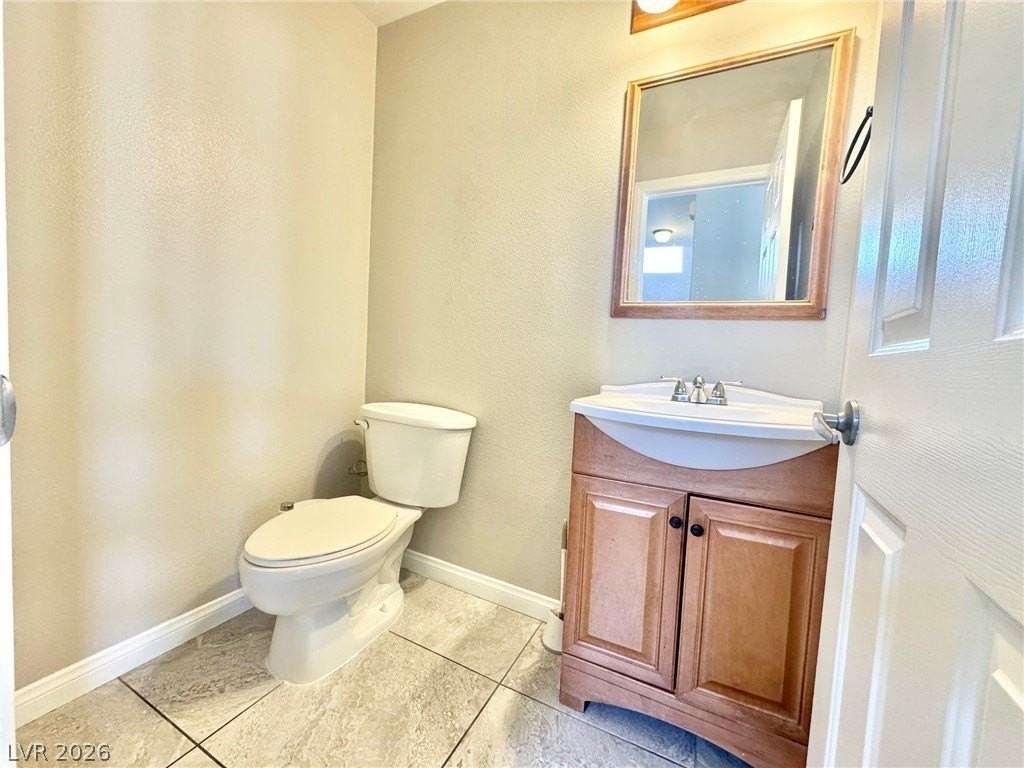 1092 Whispering Birch Ave - Photo 5 of 35