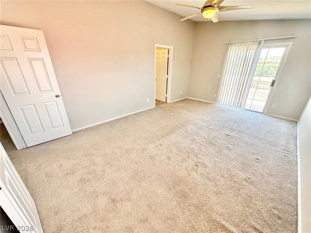 1092 Whispering Birch Ave - Photo 7 of 35