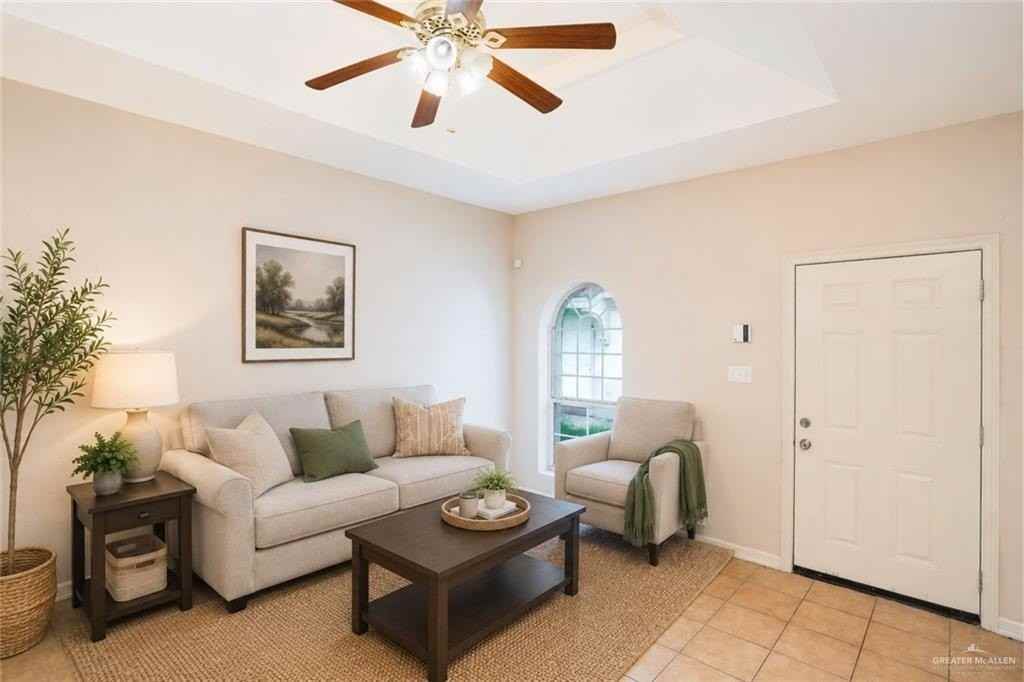 604 Buena Vista Dr #H - Photo 4 of 10