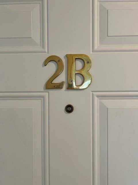 641 Cambridge Ct #2B - Photo 4 of 18