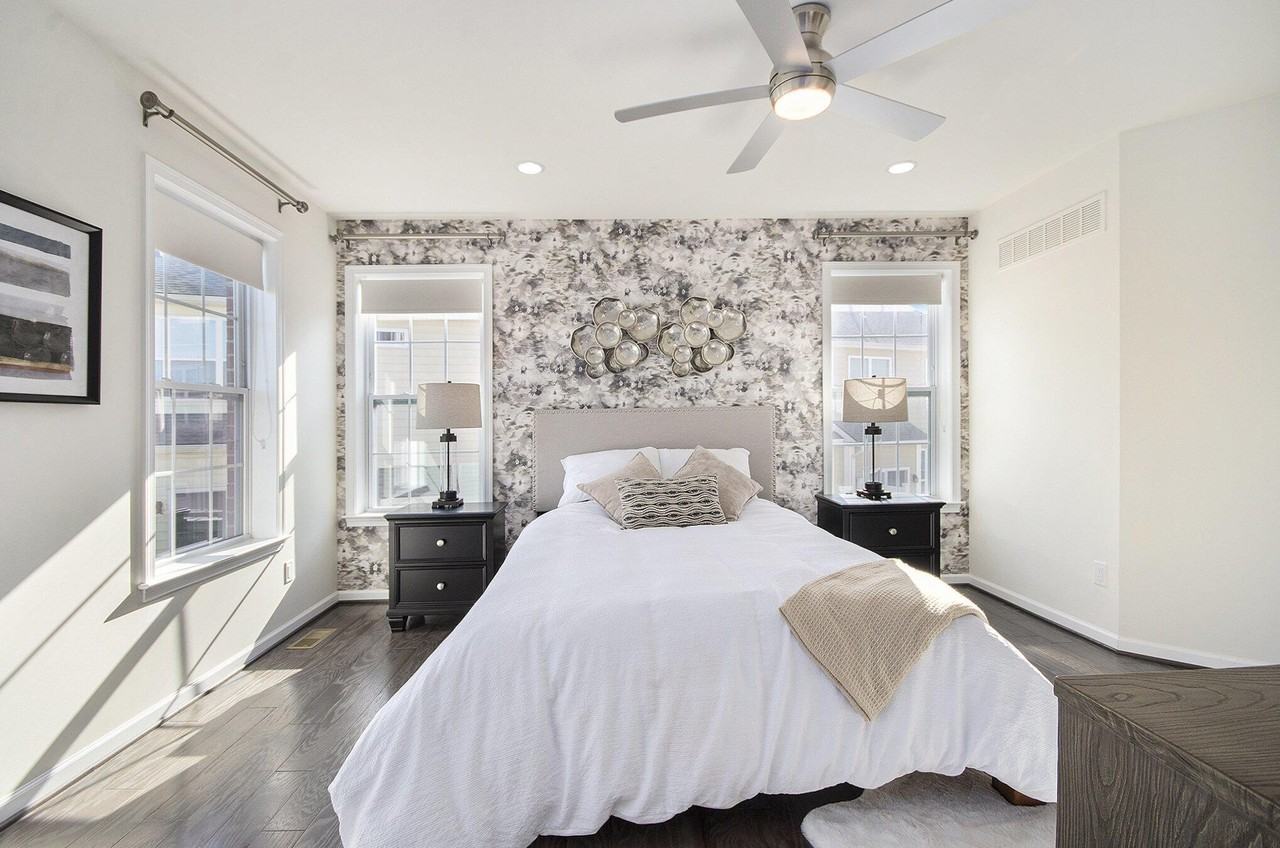 2822 Purley Ave - Photo 3 of 50