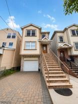 1028 Bond St #2 - Photo 1 of 1