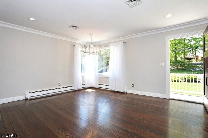 28 Minnehaha Blvd - Photo 4 of 34