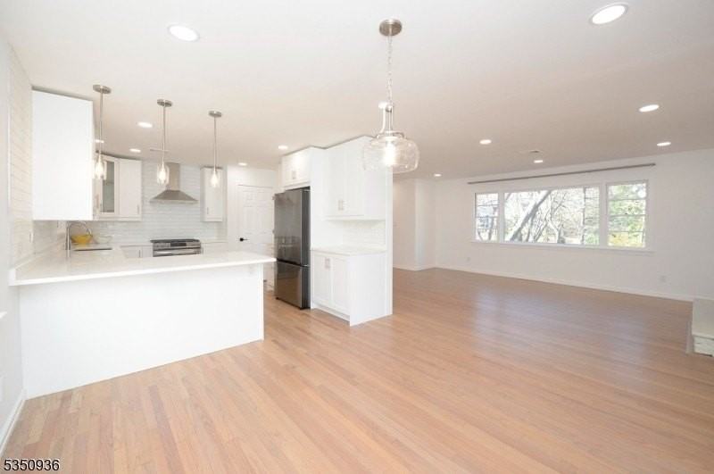 58 Oxford Pl - Photo 7 of 29