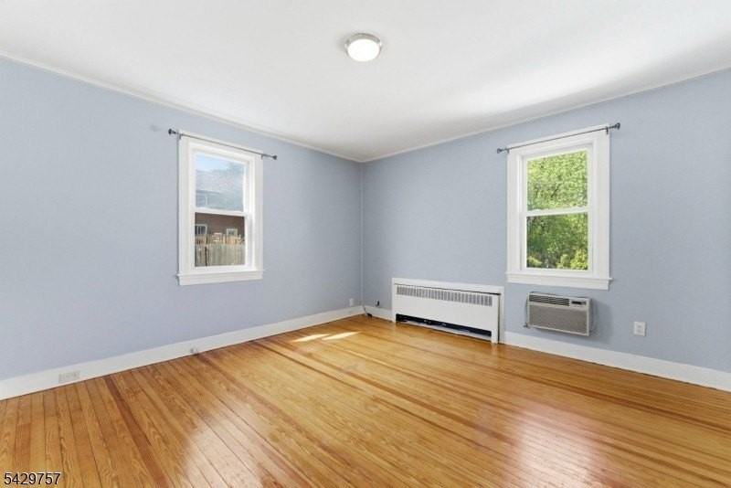 773 Kingsland Ave - Photo 7 of 13