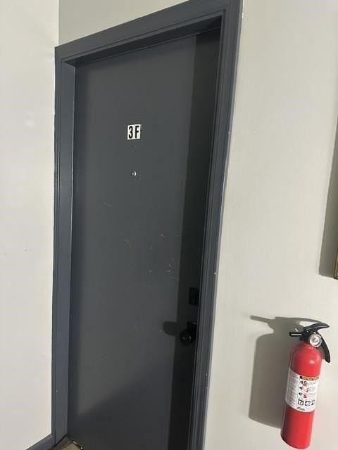918 Broadway - Photo 2 of 9