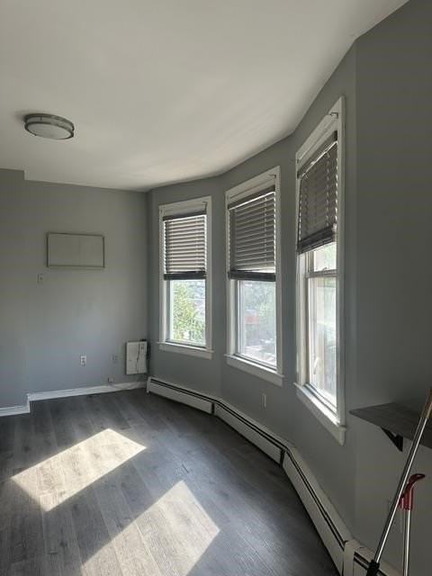 918 Broadway - Photo 4 of 9