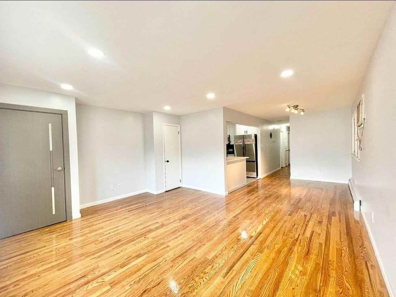 13 Silver St #2ndFL - Photo 2 of 16