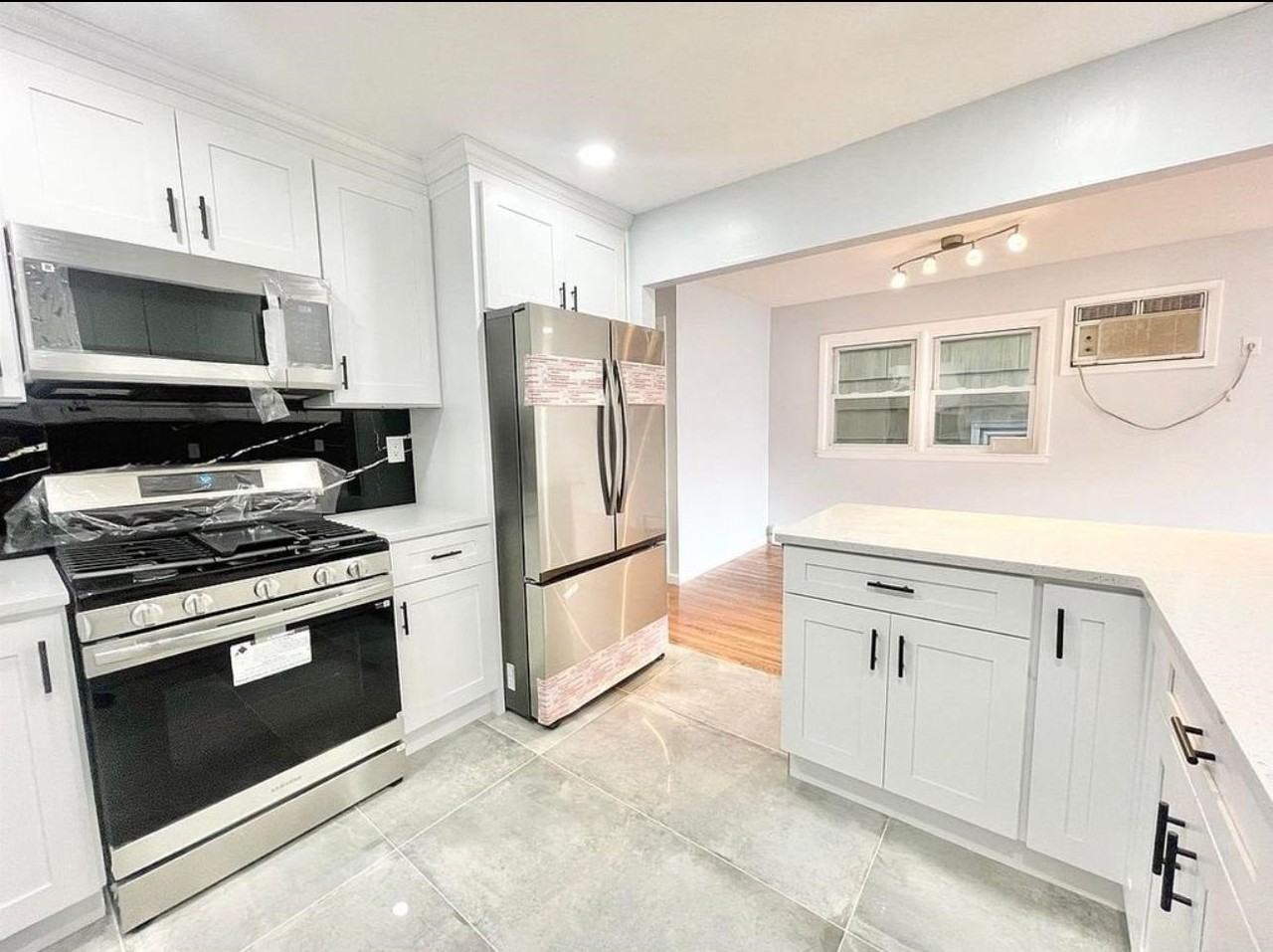 13 Silver St #2ndFL - Photo 6 of 16