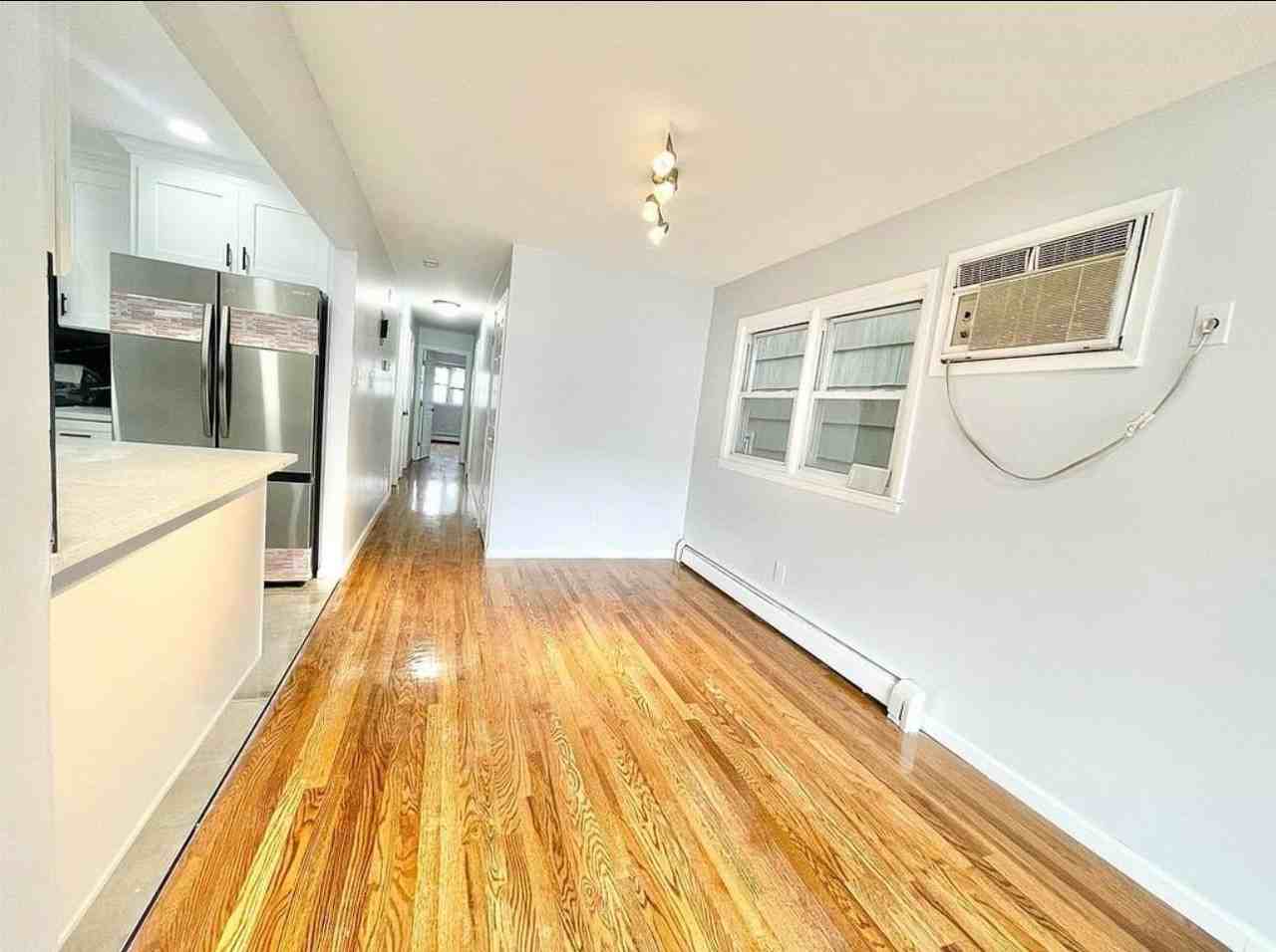 13 Silver St #2ndFL - Photo 7 of 16