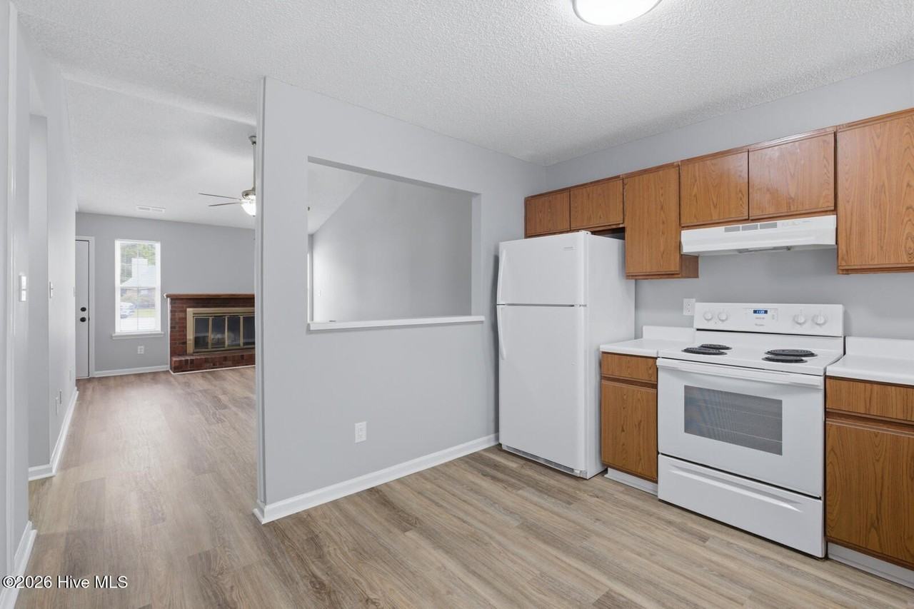 112 Glenside Ct - Photo 6 of 16
