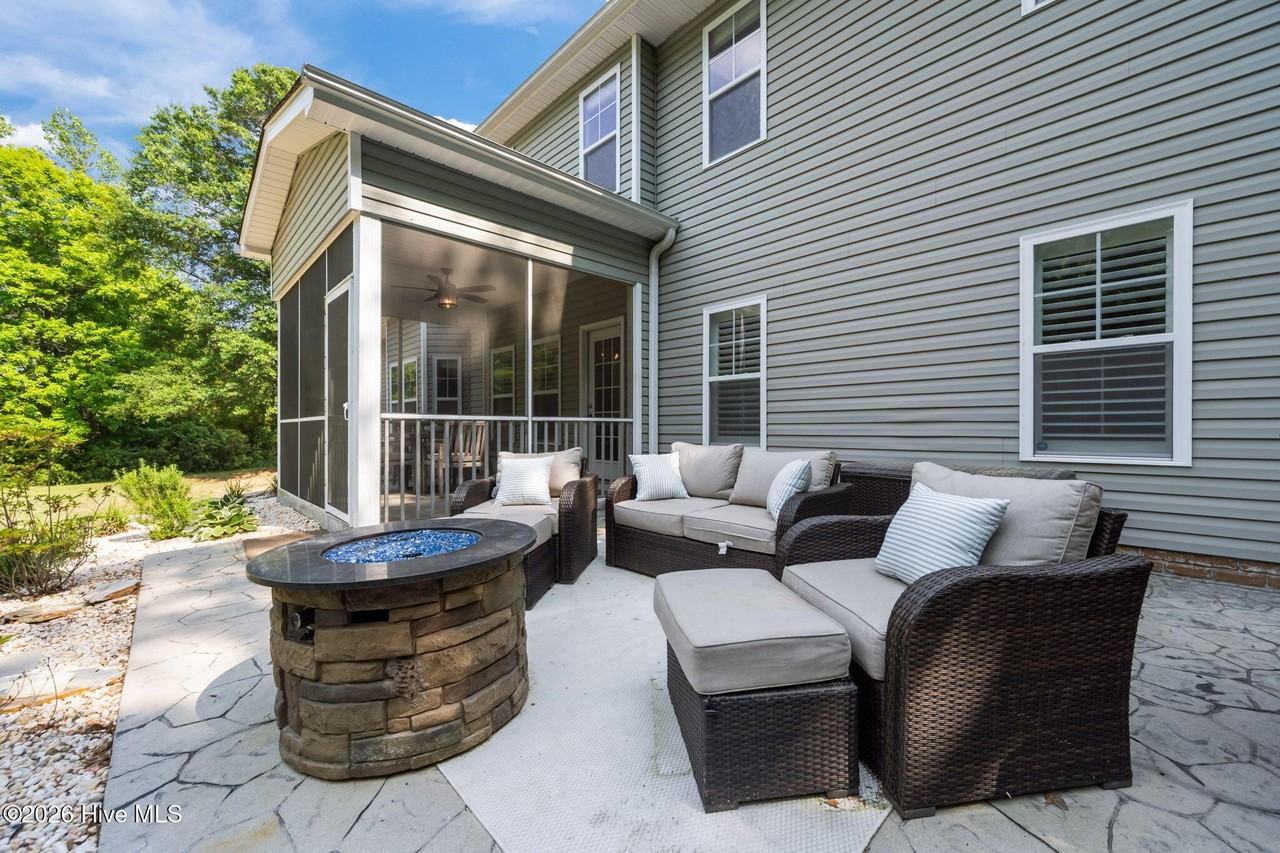 167 Old Millstone Lndg - Photo 7 of 50