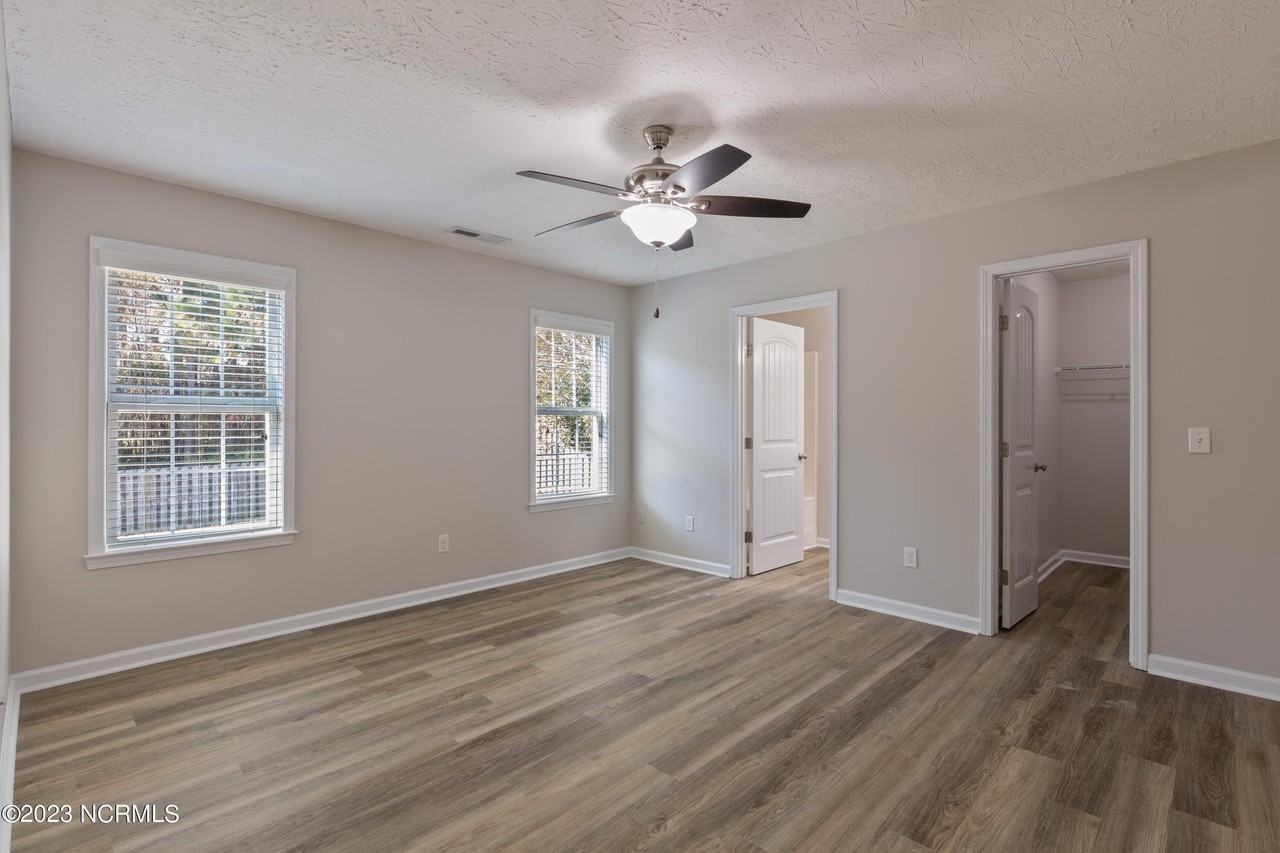 340 Rose Bud Ln - Photo 6 of 18