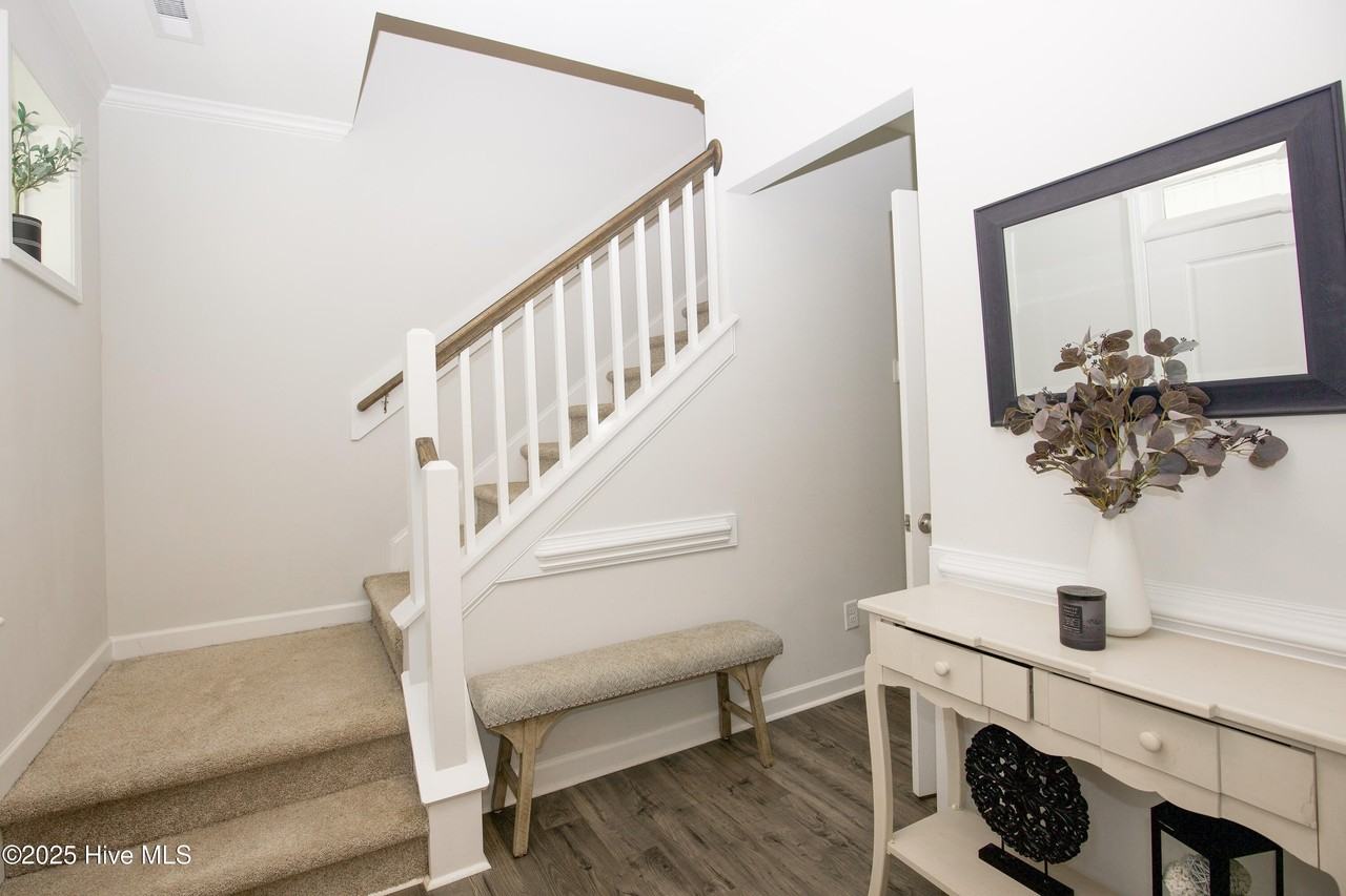 88 Kensington Dr - Photo 5 of 50