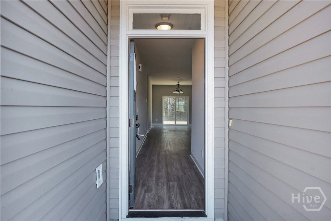 217 Timberlake Dr - Photo 4 of 37